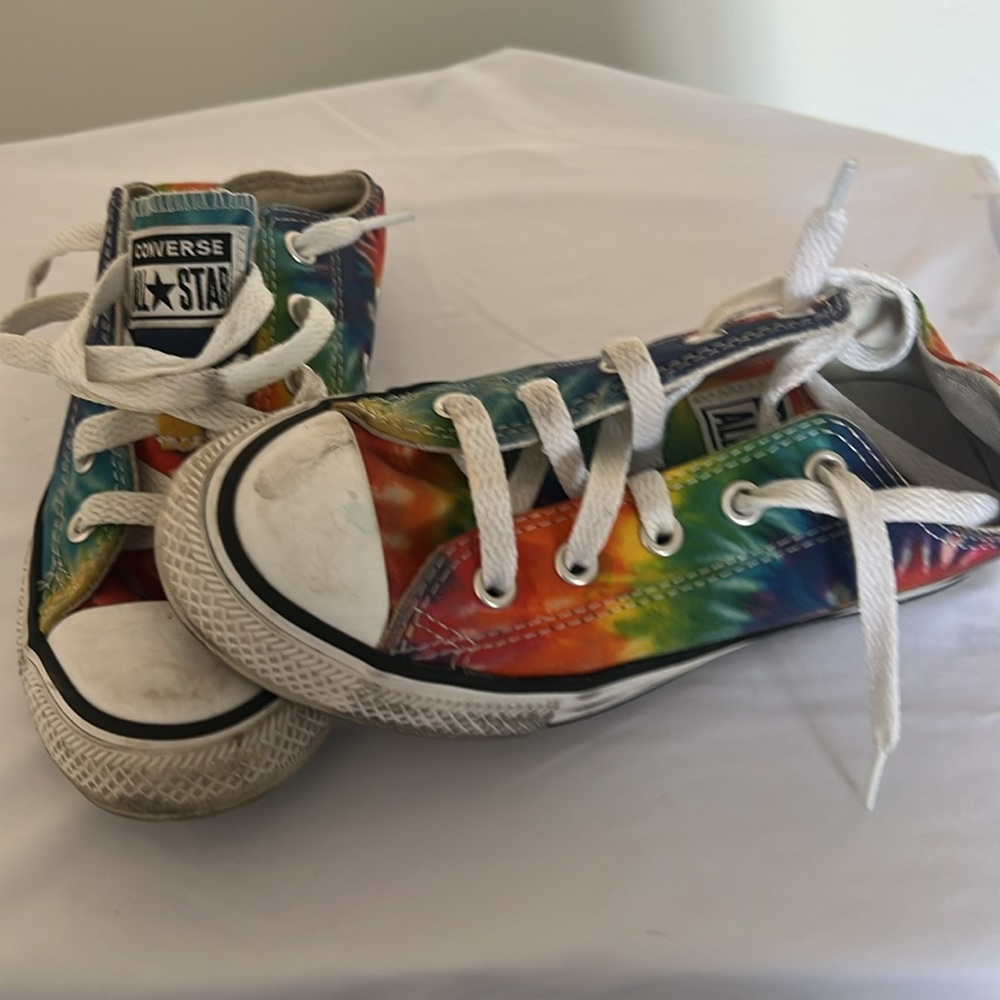 Multi colored converse - Picture 2 of 4